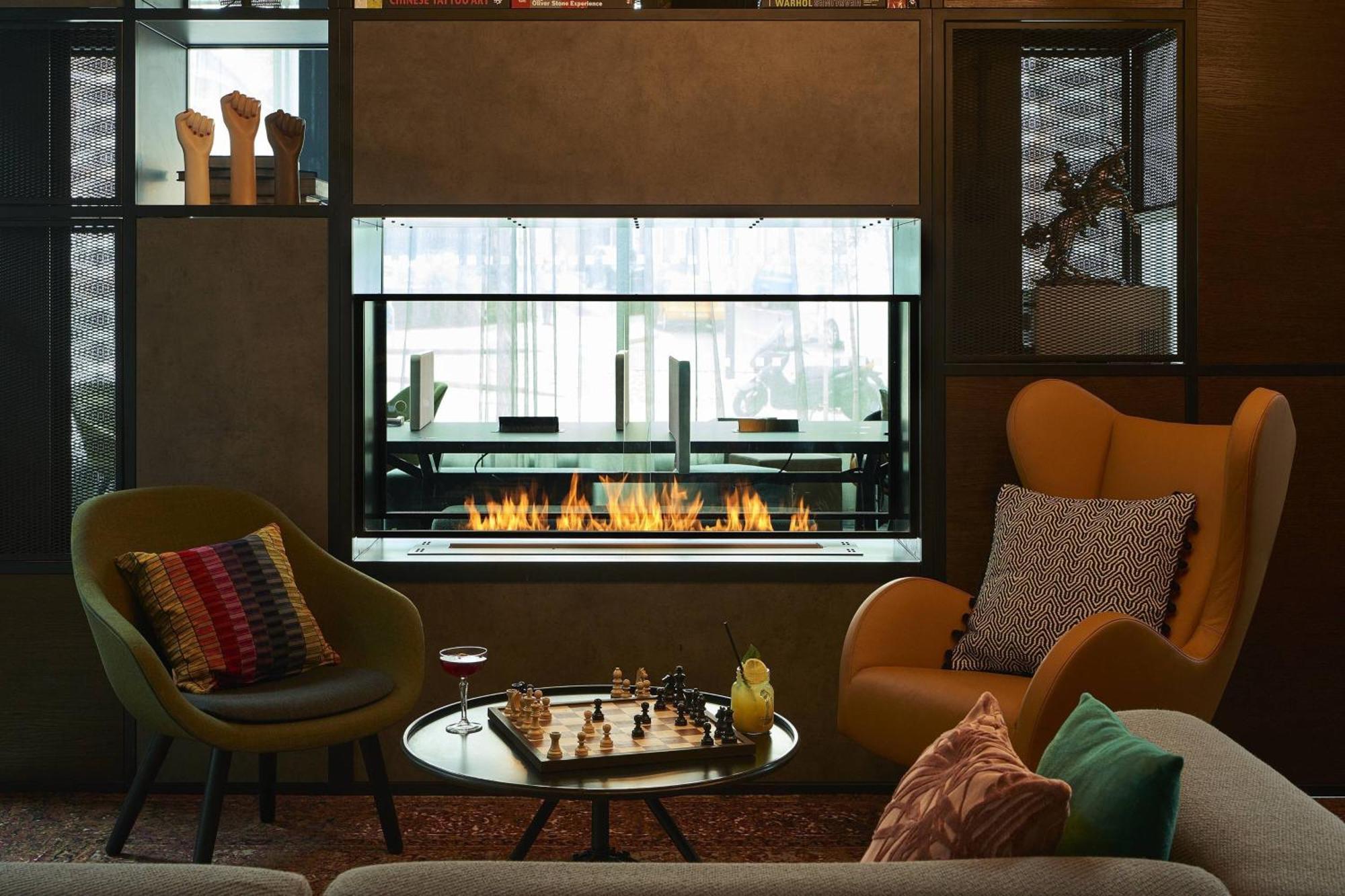 Moxy York Hotel Екстериор снимка