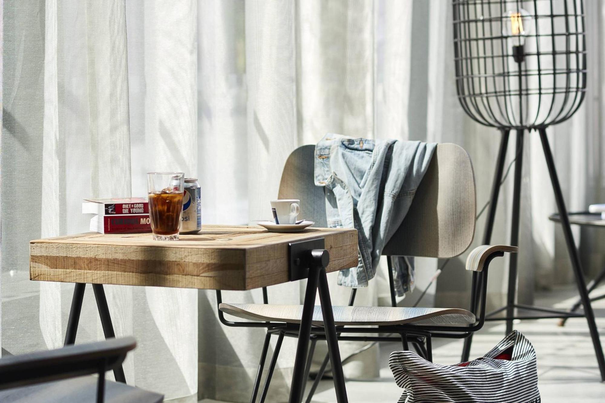 Moxy York Hotel Екстериор снимка